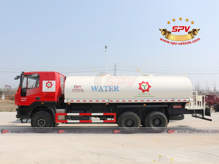 /Water Spraying Truck IVECO - LS